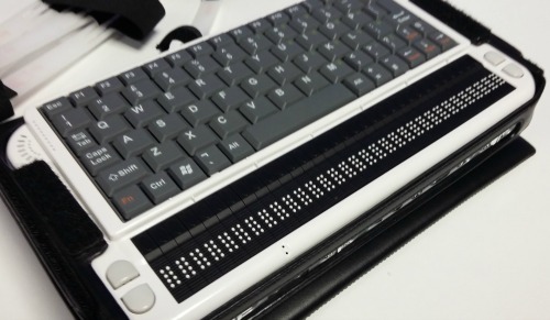 photo of a braille keyboard